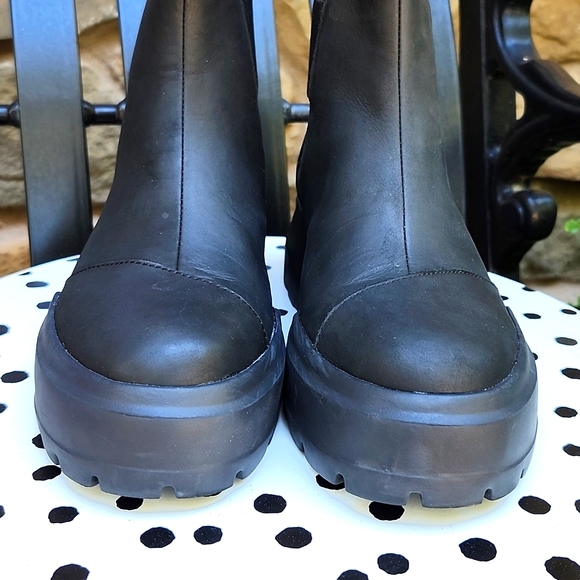 NWOT TOMS LEATHER ALPARGATA COMBAT BOOTS - Picture 2 of 8